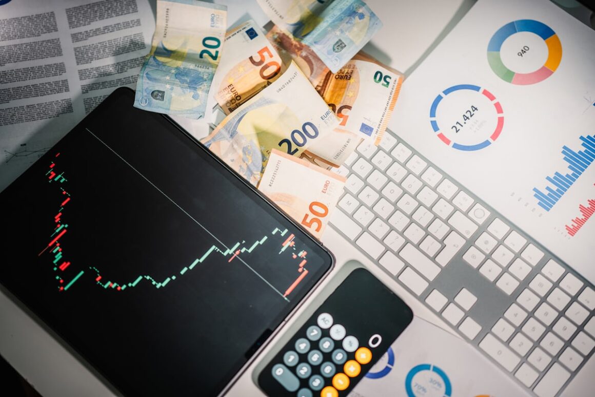 Mastering Personal Budgets in a Cashless World: Powerful Tools and Game-Changing Strategies for Unstoppable Financial Stability in a Digitally-Driven Economy
