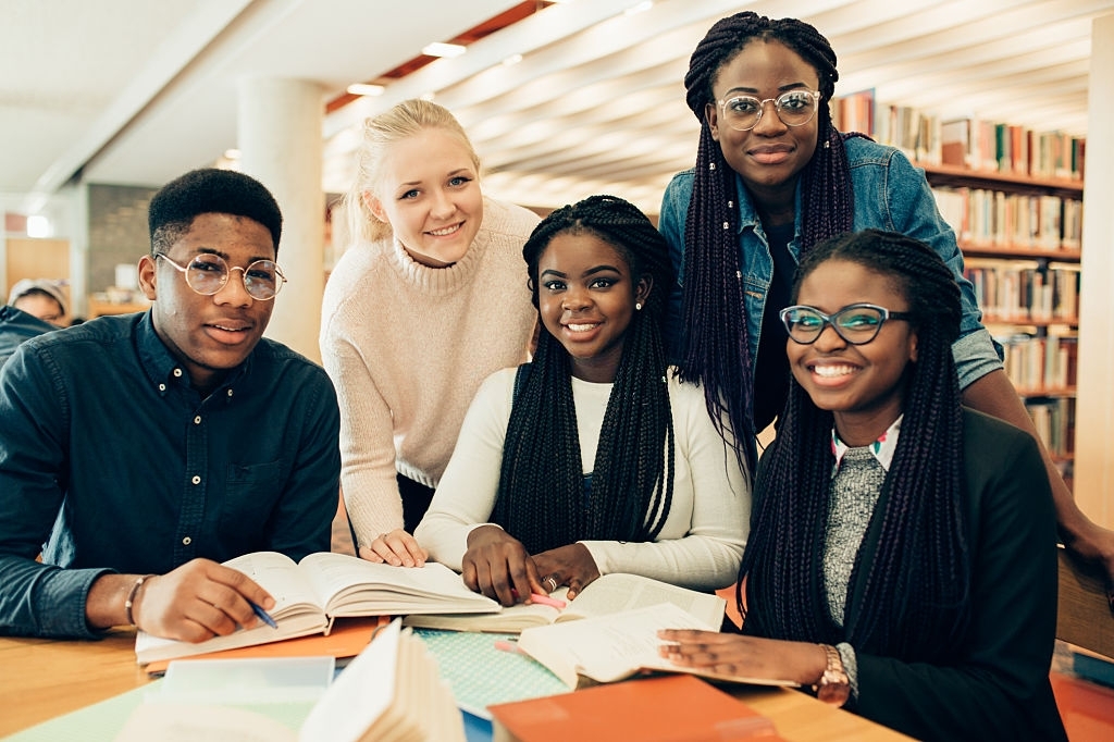 Scholarships, Fellowships, and Funding Opportunities for Nigerians and Africans: Your Ultimate Guide to Studying in Canada and the USA